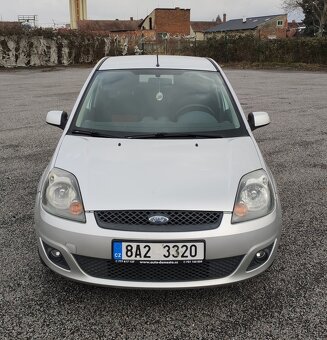 Ford Fiesta 1.3 51kw r.v. 11/2007 původ ČR - 8