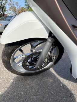 Piaggio Medley 125 - 8
