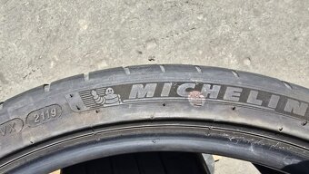 Letní pneu 235/35/19 Michelin - 8