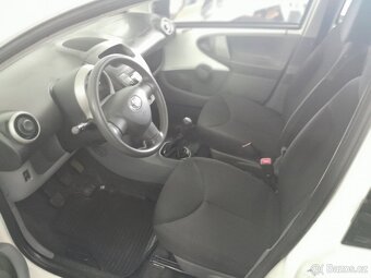 Toyota Aygo 1,0 VVT-i - 8