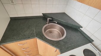 Kuchyňská linka ve tvaru "U" - 8