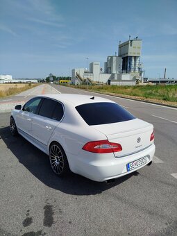 Škoda Superb 2.0 Tsi - 8