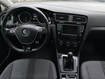 Volkswagen Golf VII hatchback - 8