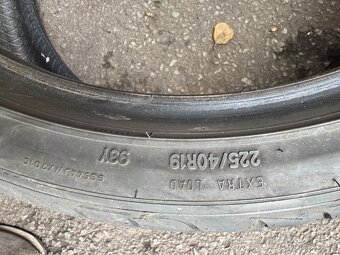 Letní pneu 225/40/19 93Y Goodyear F1 - 8