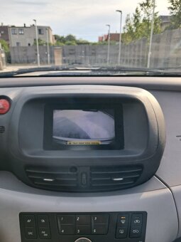 Nissan Almera Tino 1.8i 85 kW, r. 2005 – po servisu, STK 1/2 - 8