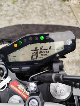 Yamaha MT 09 - 8