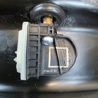 Originální disky Ford 5x108 et50 6,5jx16 63,4 sada 4ks - 8