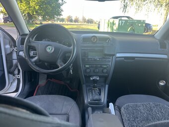 Octavia 2 tdi 103kw dsg elegance - 8