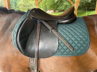 UNIVERZALNI SEDLO BARNSBY POSEDLI 17 KOMORA do “U” 3 - 8