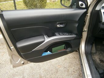 Mitsubishi Outlander 2.4i/125kw , 2008,4x4 - 8