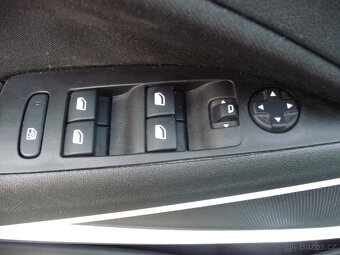 Opel Crossland X 1.2i 81kw Inovation po 1.majiteli - 8