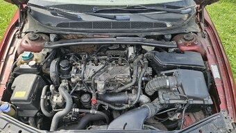 Volvo S80 2.4 D5 manuál - 8