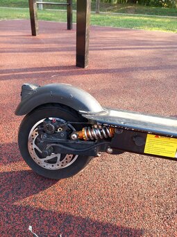 Elektrokoloběžka Janobike T10 -> Zlevněno - 8
