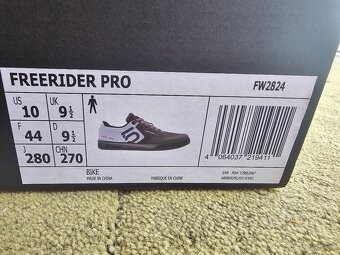 ADIDAS Five - 8