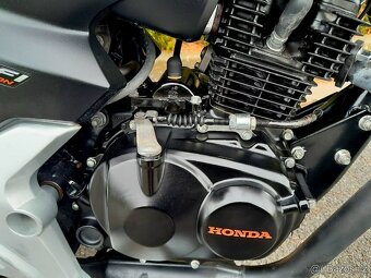 Honda CB 125F - 8