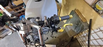 Honda CBR 600 F - 8