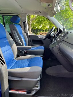 VW multivan 2,5 TDI r.v 2004 najeto cca 255 tis km - 8