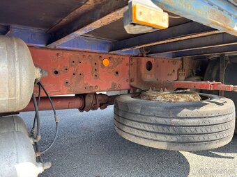 Iveco Eurostar 6x2 - 8