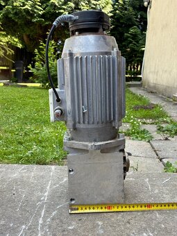 Elektromotor - 8