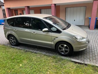 Ford S-max 2.0 TDCi 103kw, ČR - 2.majitel, 7. Míst - 8