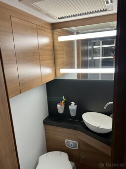 Adria Coral XL Plus 670 SL - 8