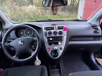 Honda Civic 7g - 8