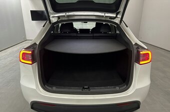 Tesla Model Y MY23, Long Range AWD, Berlin, DPH - 8