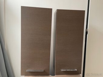 Koupelnové skříňky – pod umyvadlo + 2 závěsné - 8