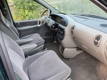 Chrysler Grand Voyager 3.3 rok 2000 - 8