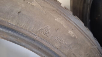 Zimní pneumatiky HANKOOK - 8