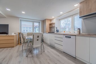 Prodej vícegeneračního domu 228 m², Horní Újezd - 8