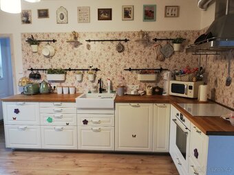 Prodej zděného rodinného domu na Slapech za Prahou - 8