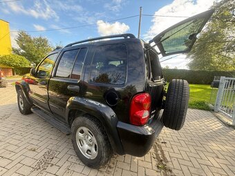 Jeep Liberty 3,8 v6 bez motoru - 8