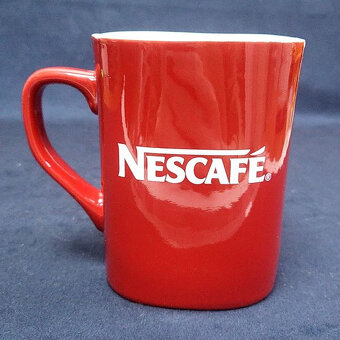 Predám hrnčeky NESCAFÉ - klasické i tie s ksichtíkom :)) - 8