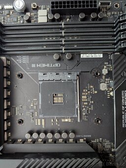 Asus rog crosshair VIII dark hero - 8