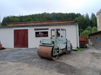 Vibrační válec Stavostroj - 8