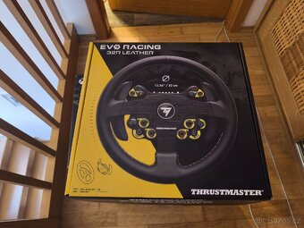 Herní závodní set s x-box series - 8