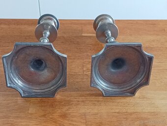 ART DECO KOVOVÉ PÁROVÉ SVÍCNY FRANCIE - 8