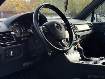 Volkswagen Touareg 2012 - 8