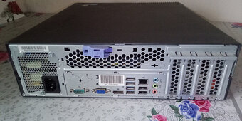 Stolní počítač Lenovo ThinkCentre M82 - 8