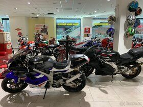 Suzuki RGV 250-3sbirkove kusy - 8