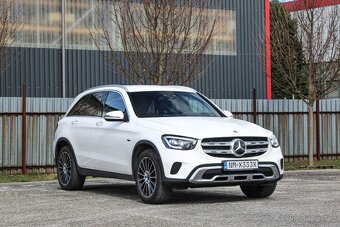 Mercedes GLC SUV 300 E 4MATIC A/T 245KW - 8