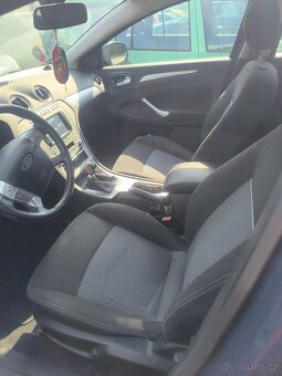 Ford Mondeo - 8