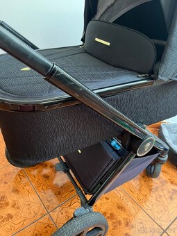 Kočárek Venicci Tinum Upline All black - 8