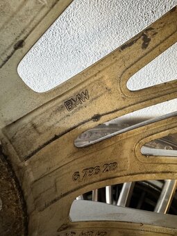 Litá kola orginál BMW R18 - 8