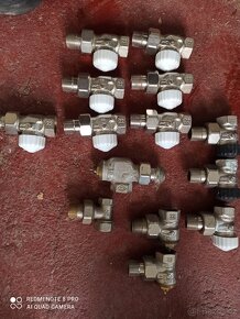 Instalatérský a topenářský materiál - 8