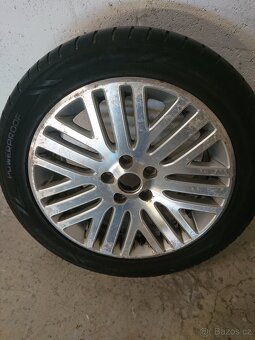 235/45  ZR17 R17 FORD NOKIAN 235/45/17  Letni 4mm - 8