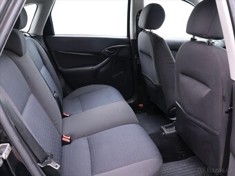 Ford Focus 1,6 16V 74kW Aut.klima Webasto (2003) - 8