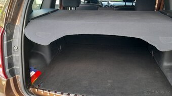 Prodám Dacia Duster 1.6i 4x4 - 8
