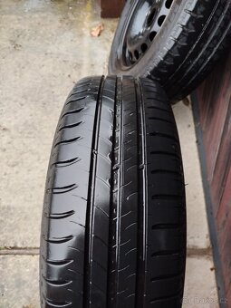 Plechové disky s letními pneu. 195/55/15 - 8